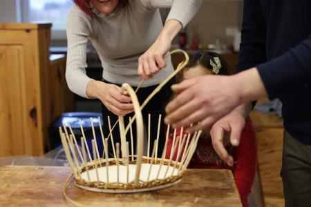 2_pletarska delavnica_30.12.2022_foto_alenka Strazisar lamovsek (12)